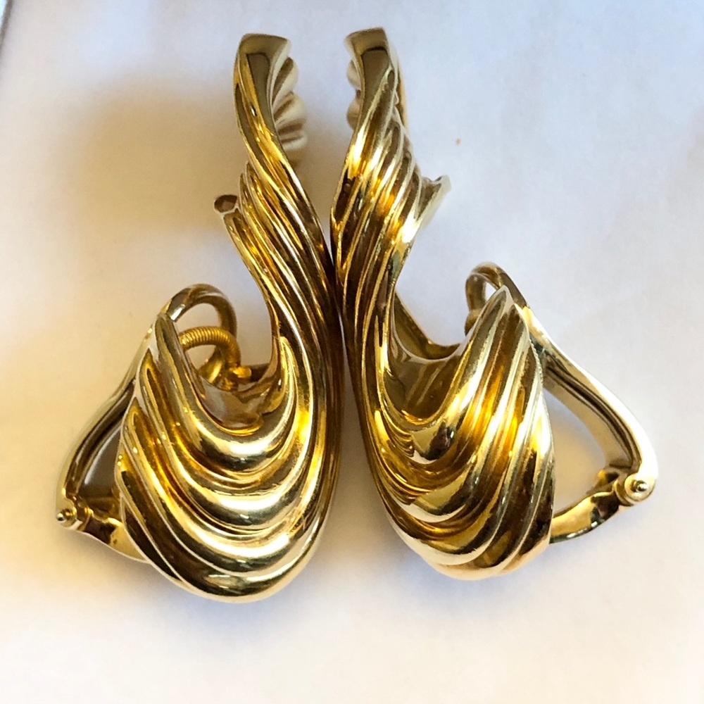 Judith Leiber vintage 18k gold earrings